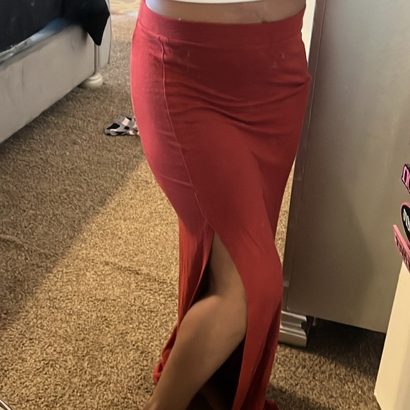 Forever 21 rust maxi skirt - Picture 7 of 10